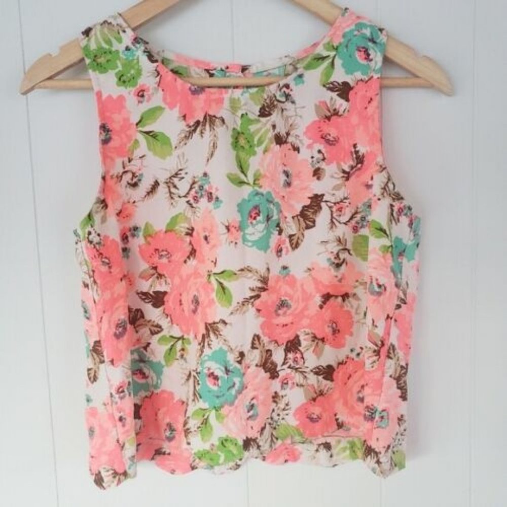 Necessary Clothing Women's Small Floral Crop Top